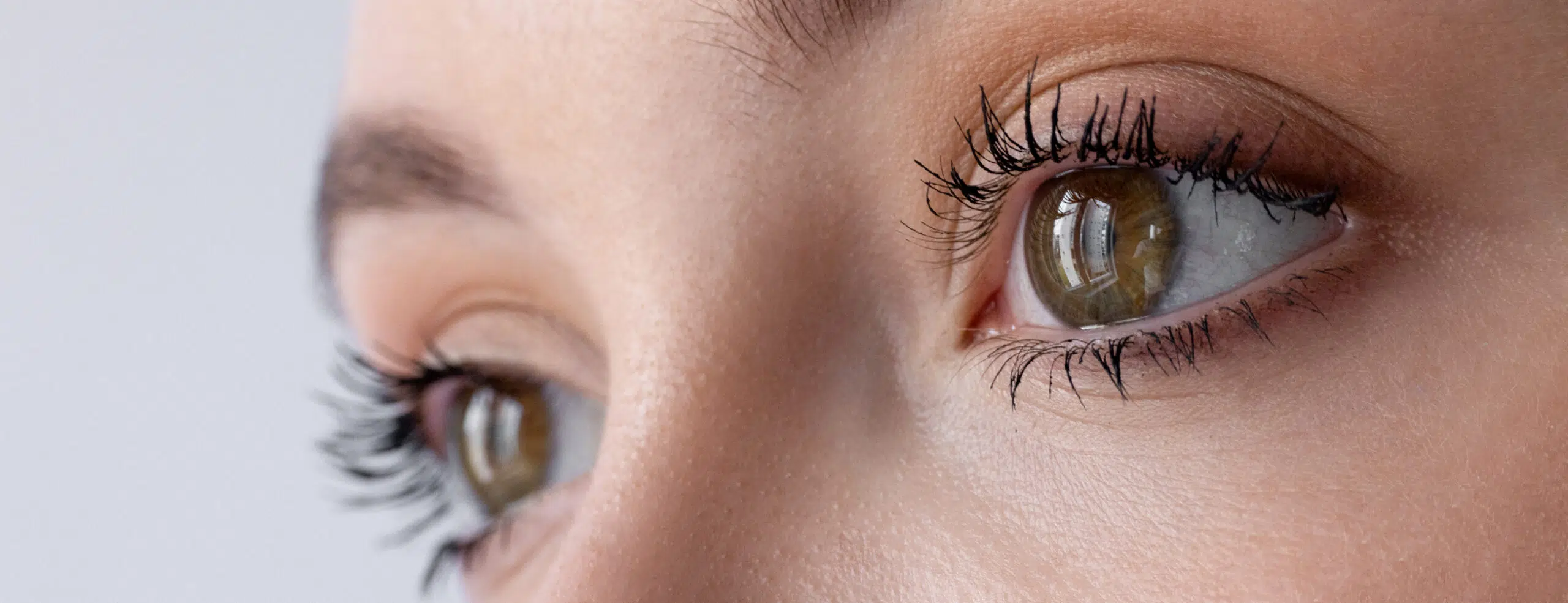 Quel âge idéal pour première blépharoplastie supérieure | Dr Renaud Duché | Avignon